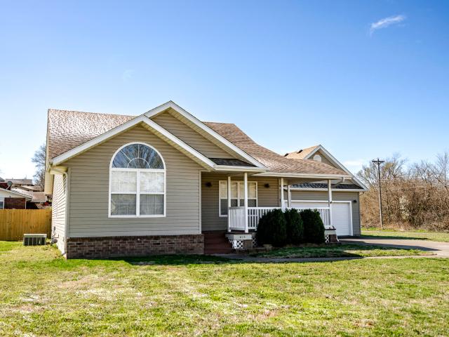 House for sale in Monett, Missouri