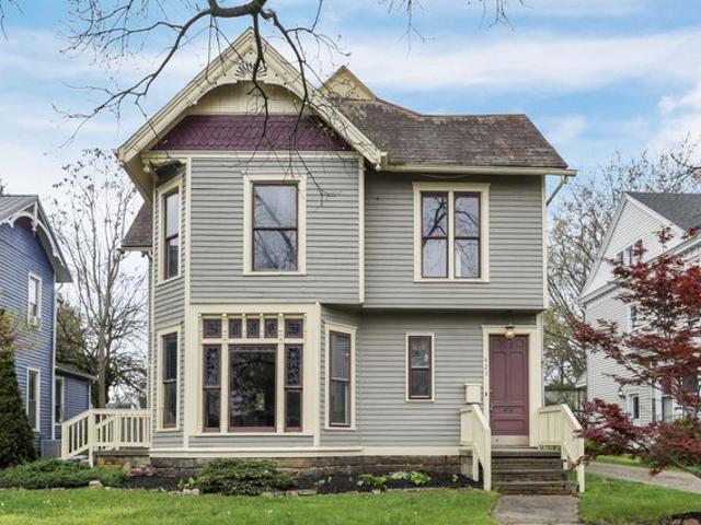 House for sale in Newark, Licking County