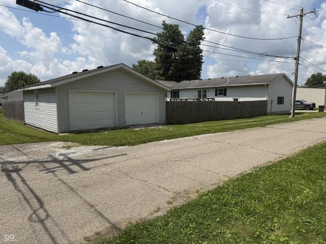 House for sale in Ladoga, Indiana