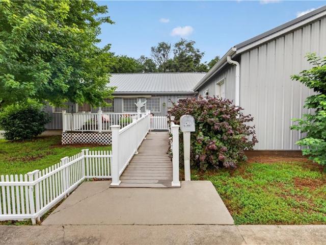 House for sale in Kansas