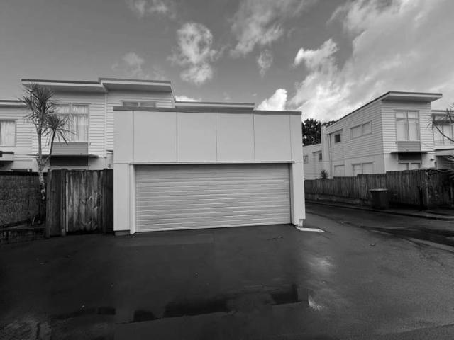 Townhouse for sale in Balmoral