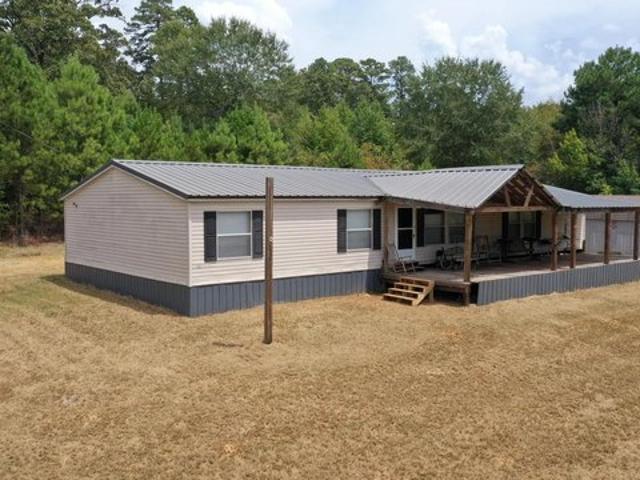 House for sale in Marion, Texas