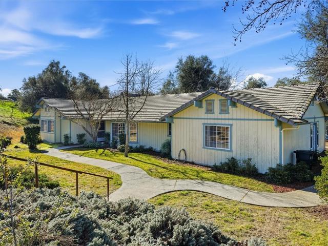 House for sale in Ahwahnee, California