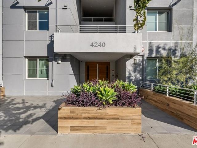 Condo for sale in Studio City Neighborhood Council District, Canoga Park