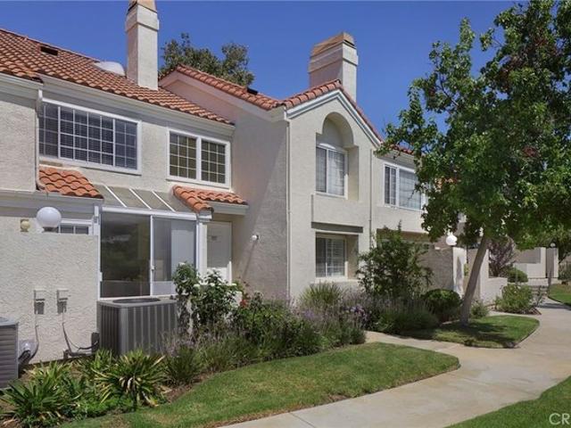 Townhouse for sale in Calabasas, Los Angeles County