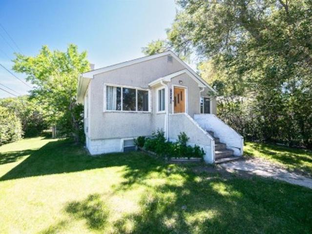 House for sale in Alberta