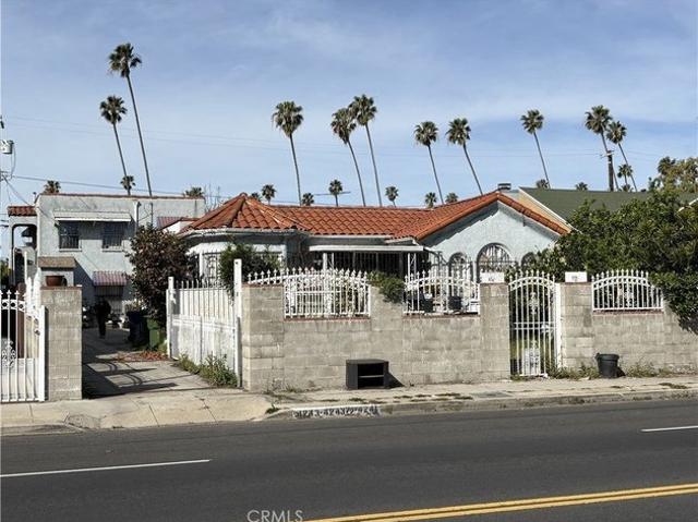 House for sale in Canoga Park, California