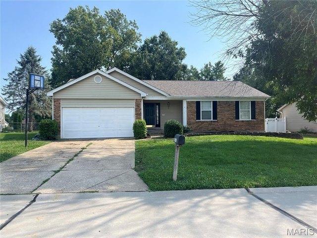 House for sale in Saint Charles, Missouri