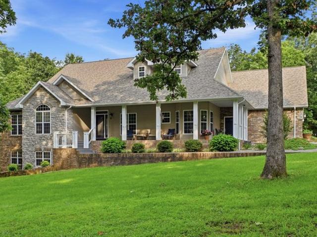 House for sale in Bolivar, Missouri