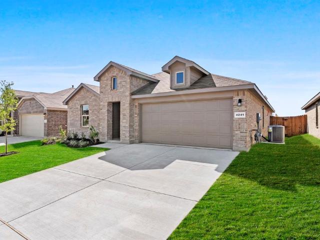 House for sale in Crowley, Texas