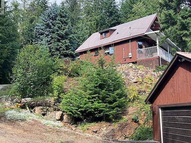 House for sale in Lardeau, British Columbia