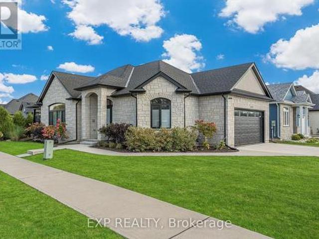 House for sale in Stevensville, Fort Erie