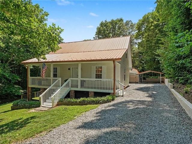 House for sale in Mad River, North Carolina