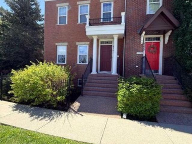 Townhouse for sale in Northwest, Alberta