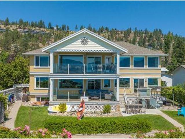 House for sale in Peachland, British Columbia