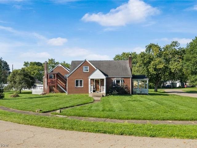 House for sale in Sandyville, Ohio