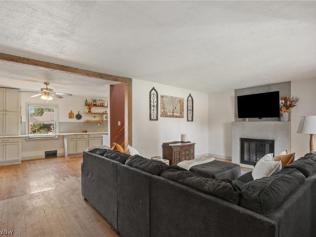 House for sale in Sandyville, Ohio