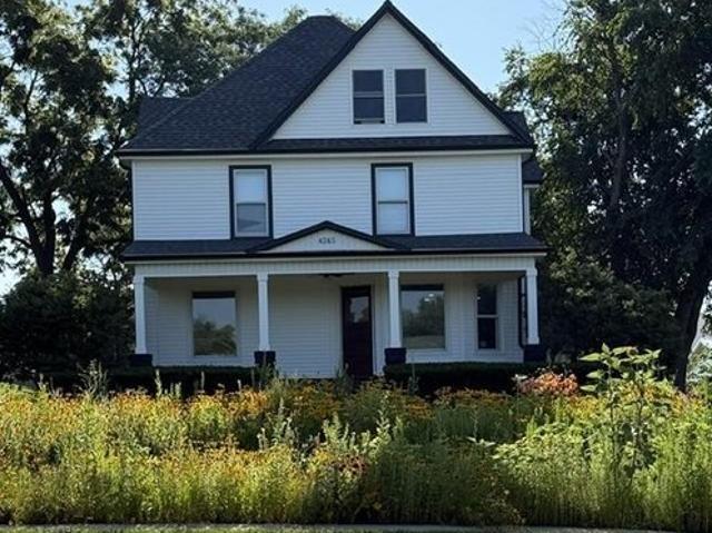 House for sale in Waterloo, Iowa