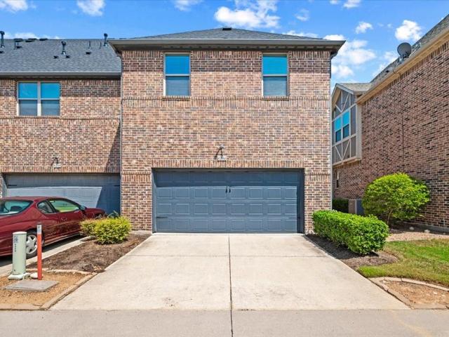 Townhouse for sale in Arlington, Texas