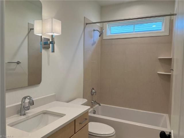 Townhouse for sale in Clemmons, North Carolina