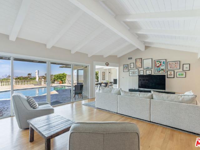Property for rent in Canoga Park, California