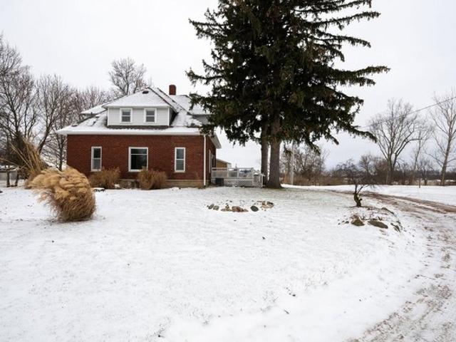 House for sale in Laotto, Indiana