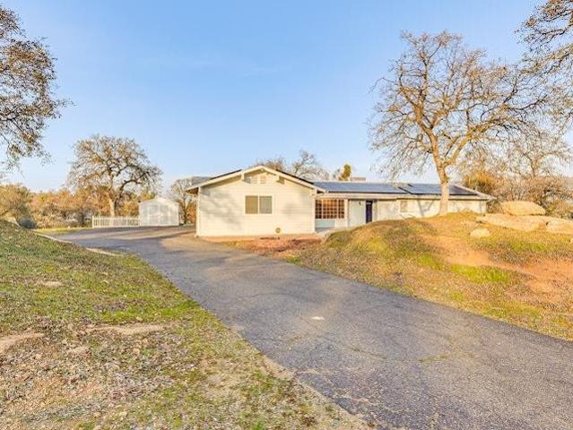 House for sale in Coarsegold, Madera County