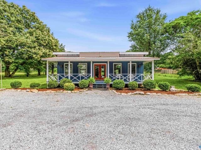Commercial for sale in Mentone, Alabama
