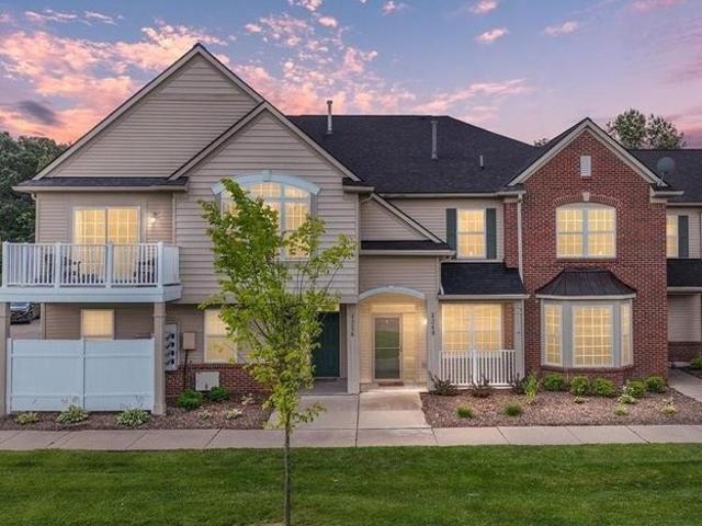 Townhouse for sale in Howell, Michigan