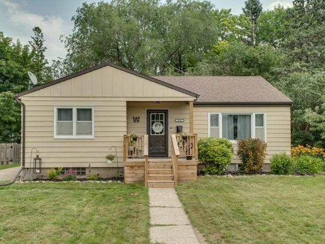 House for sale in Moorhead, Clay County