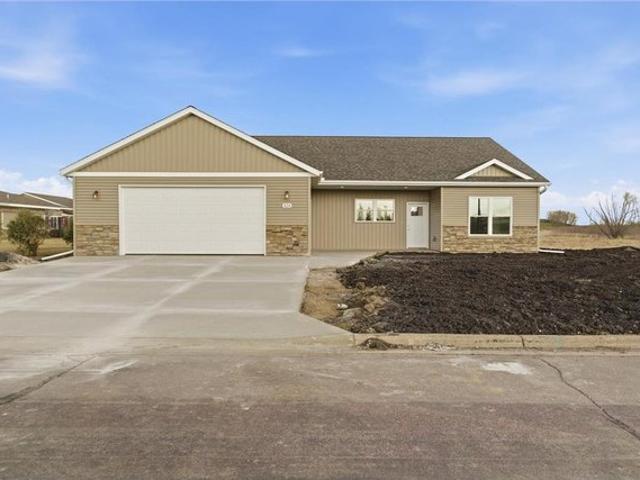 House for sale in Waseca, Minnesota