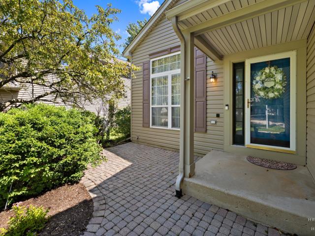 House for sale in Mchenry, Illinois