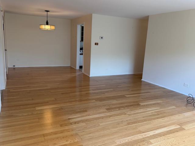 Condo for sale in Highland Park, Illinois