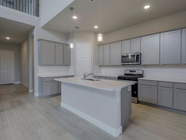 House for sale in Ellis, Texas