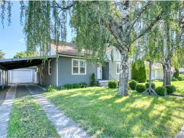House for sale in Oregonia