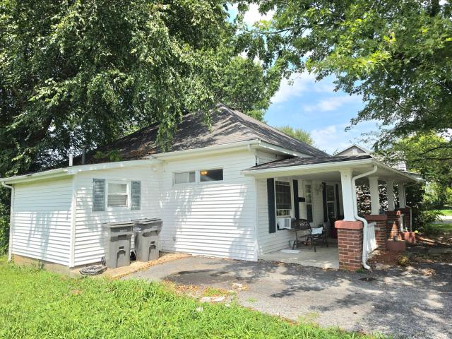 House for sale in Carterville, Williamson County