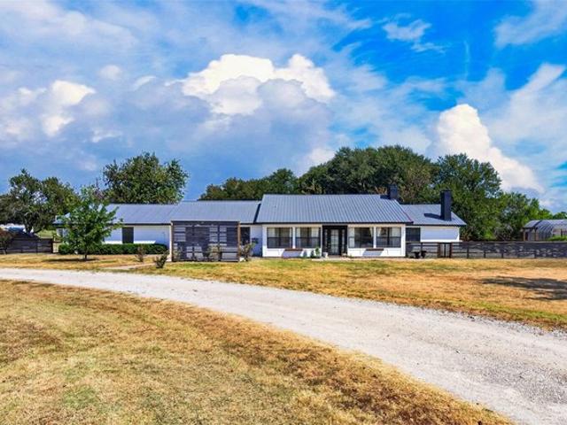 House for sale in Hunt, Texas