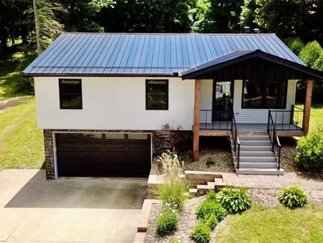 House for sale in Summit, Ohio