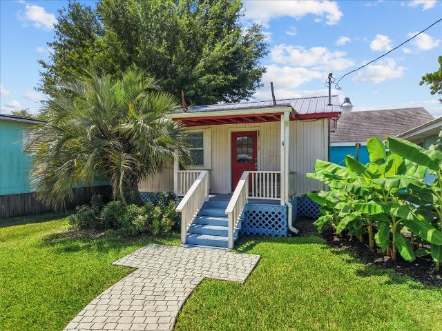 House for sale in Bacliff, Texas