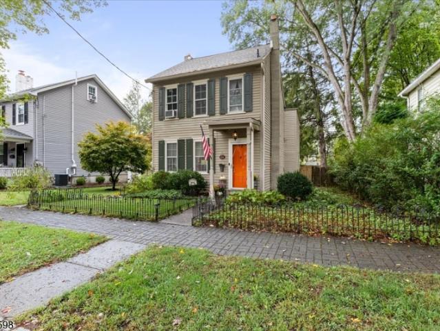 House for sale in Belvidere, New Jersey