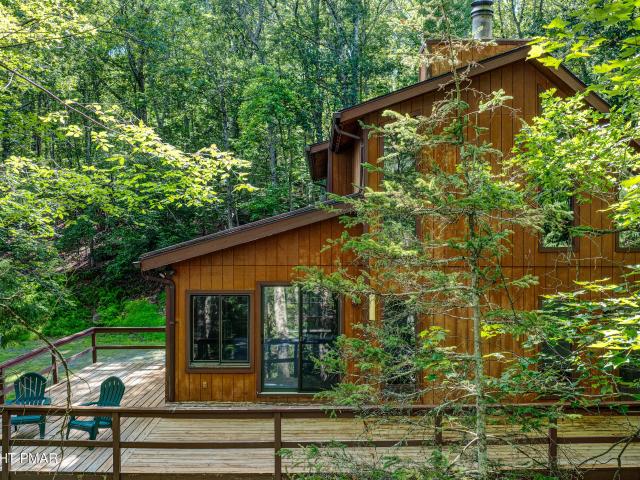 House for sale in Canadensis