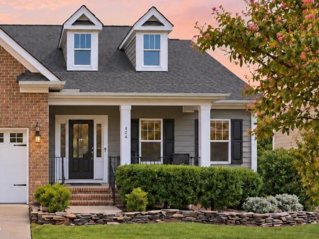 House for sale in Kings Glen, Wake Forest