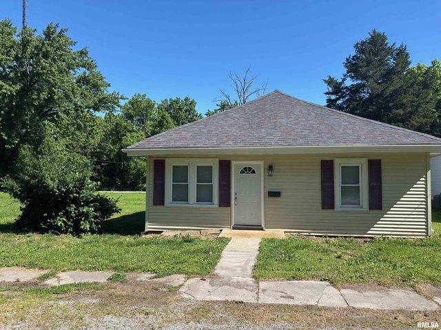 House for sale in Carterville, Illinois