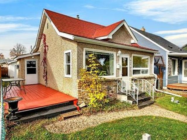 House for sale in North End, Winnipeg