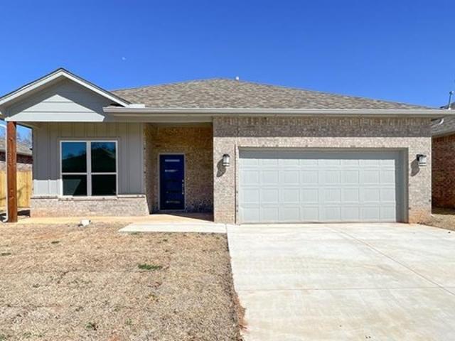 House for sale in Jones, Oklahoma