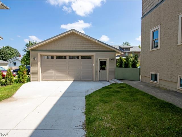 Condo for sale in Orrville, Wayne County