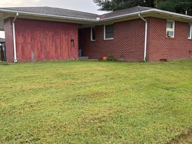 House for sale in Brownstown, Jackson County
