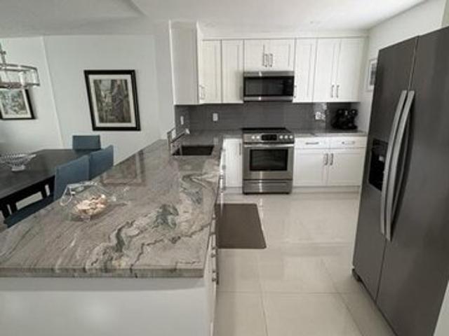 Condo for sale in Dania, Florida