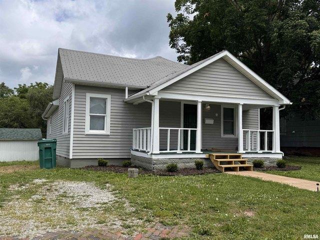 House for sale in Macomb, Illinois