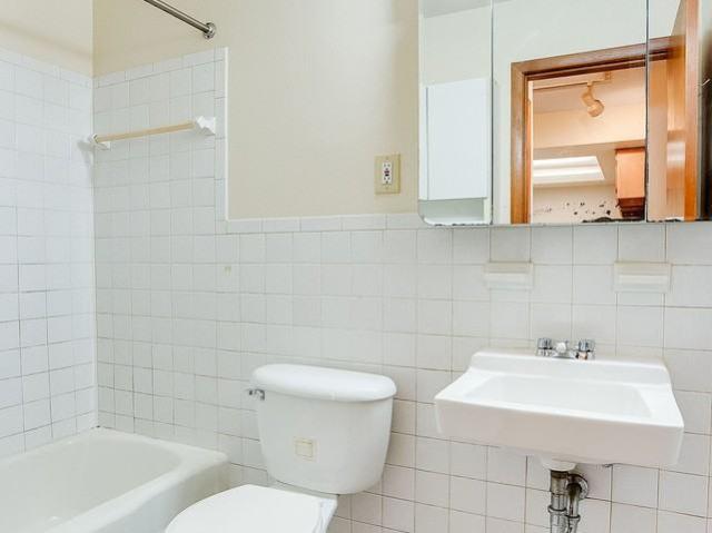 Apartment for rent in Hennepin, Minnesota